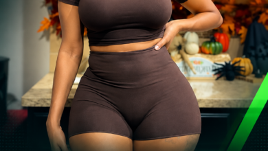 Stylish Woman’s S*X Photo Sparks Social Media Buzz